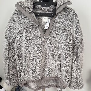 Abercrombie & Fitch Gray Sherpa Pullover